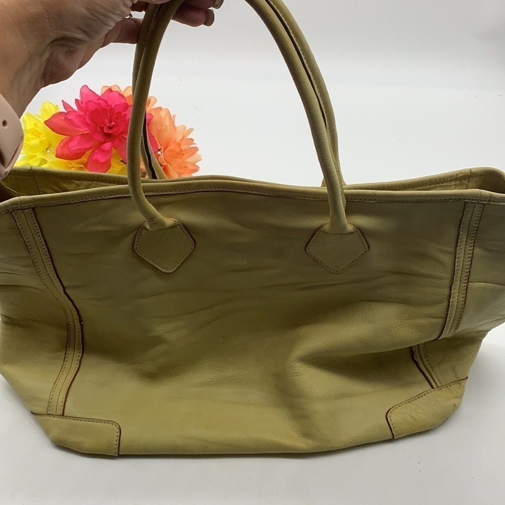 Falorni Italia Le Borse Yellow Leather shoulder Bag. LP1464 - Picture 2 of 11